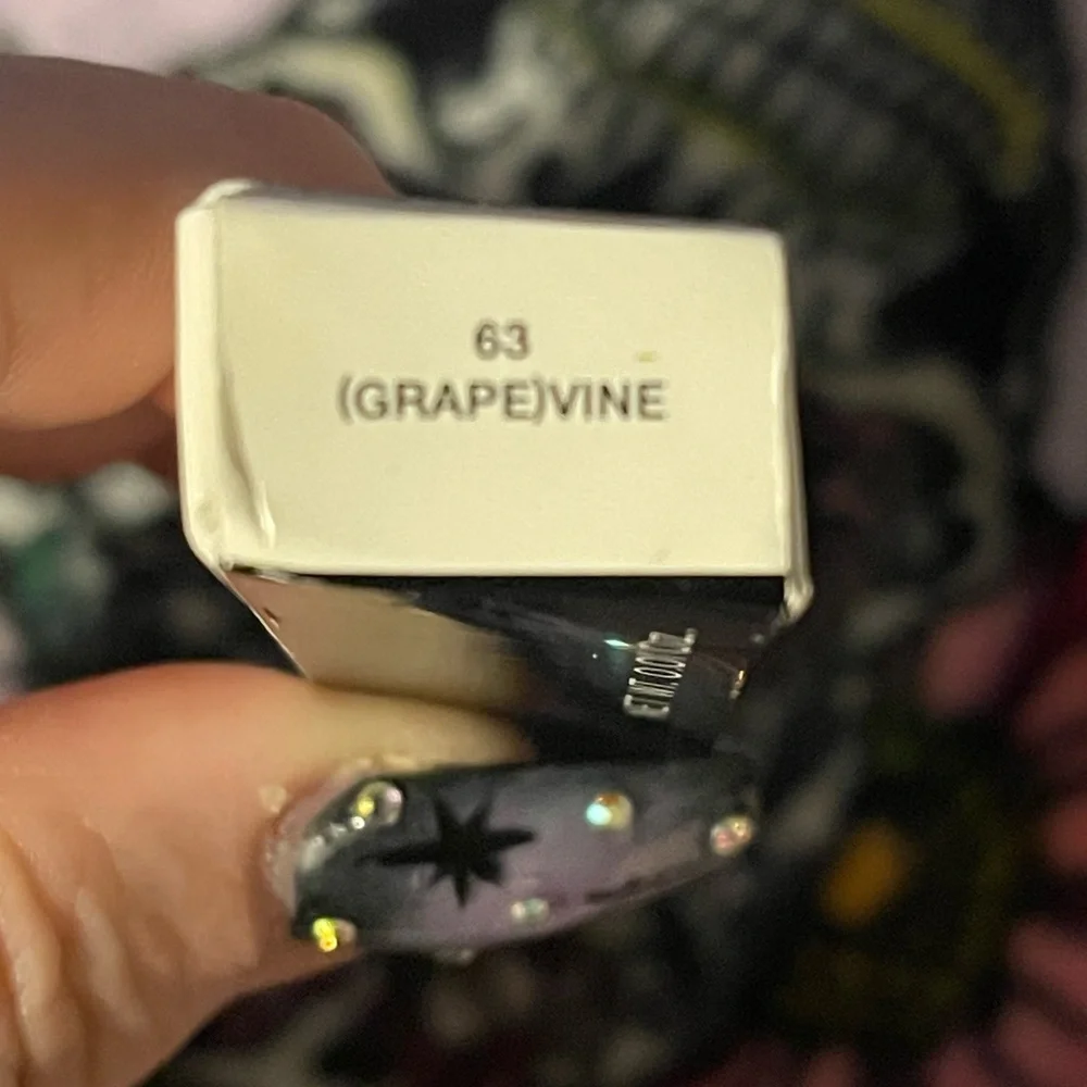 Marc Jacobs 63 (Grape)vine Highliner matte gel eye crayon